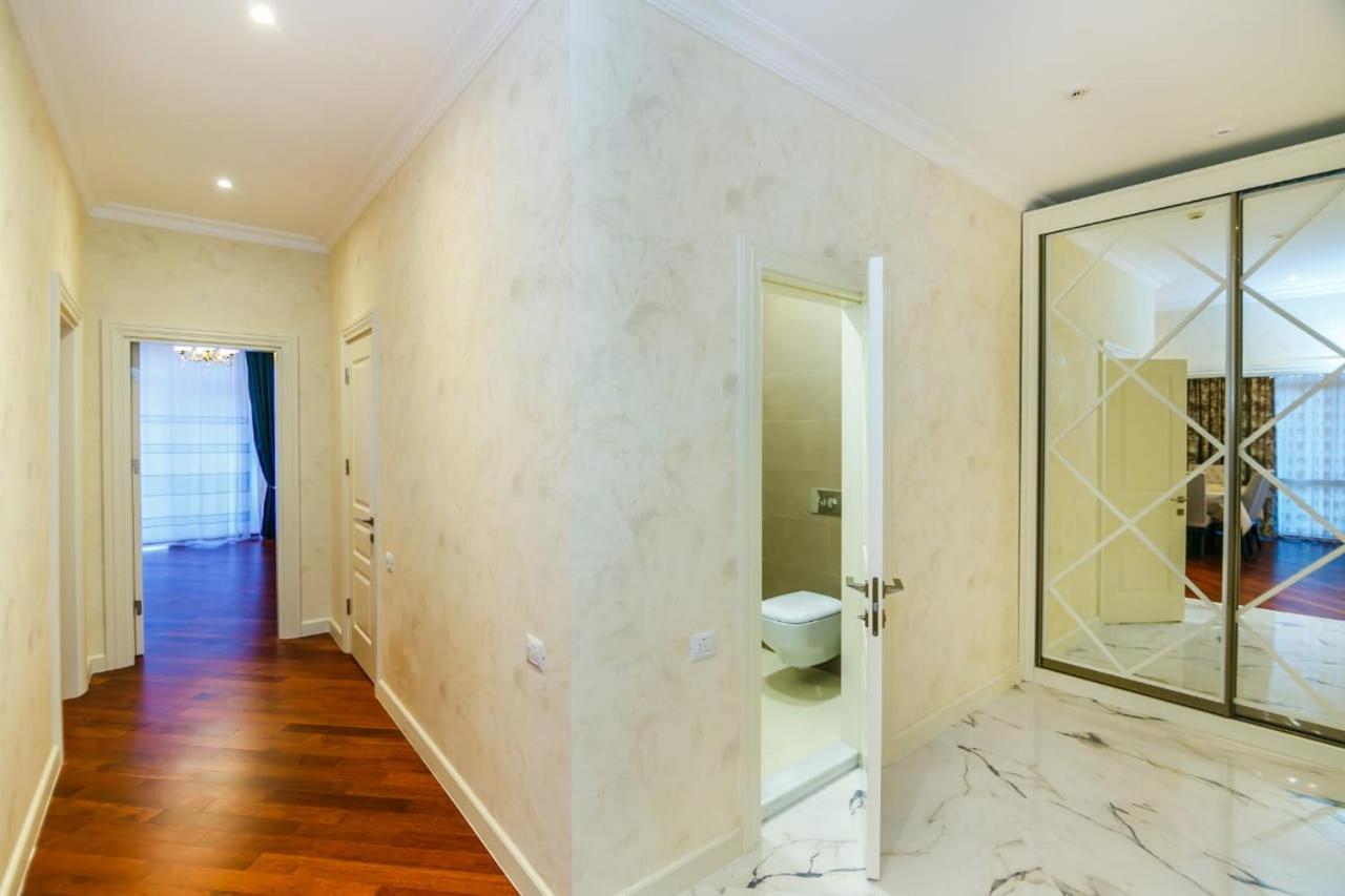 Lux Family Apartment In City Center บากู ภายนอก รูปภาพ