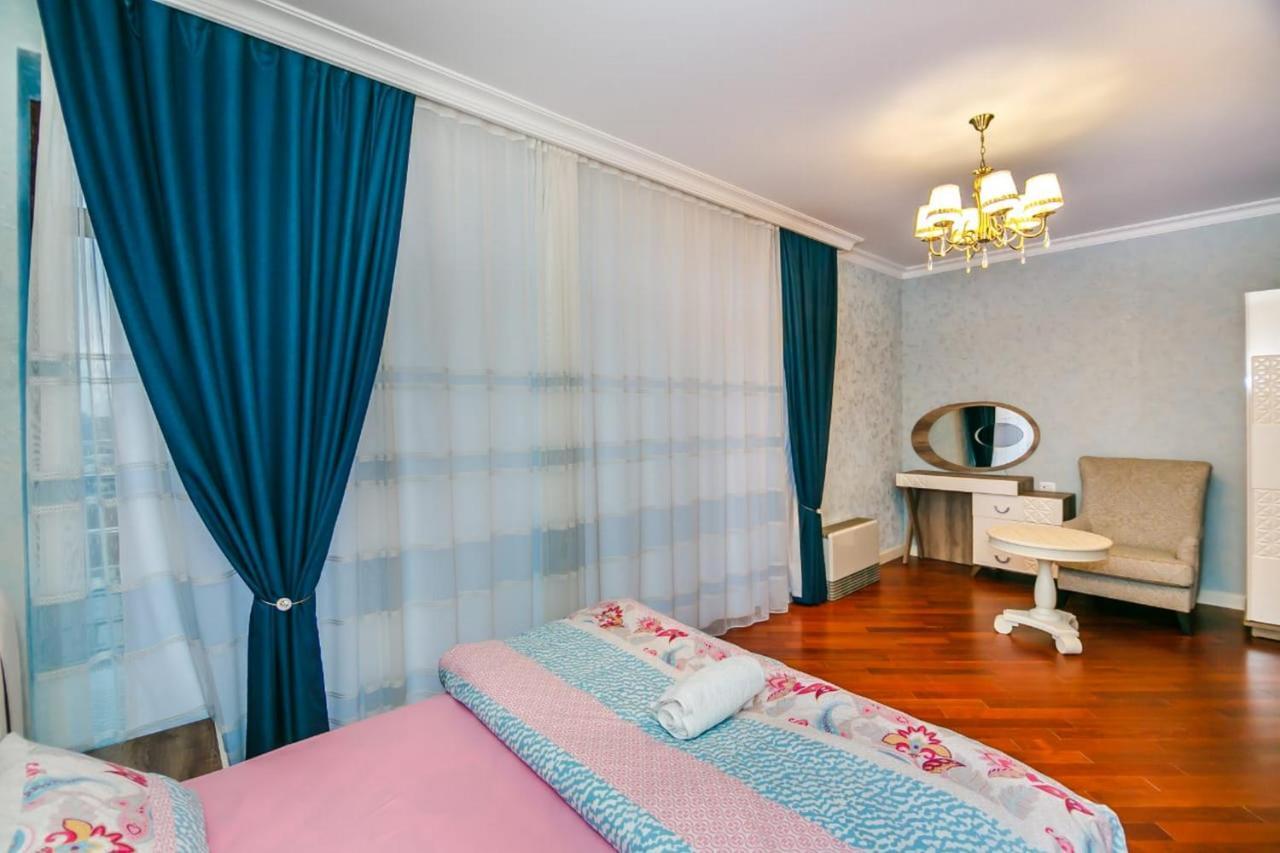 Lux Family Apartment In City Center บากู ภายนอก รูปภาพ
