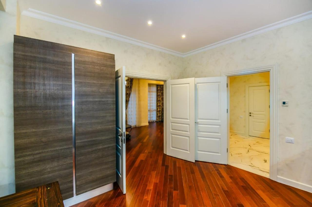 Lux Family Apartment In City Center บากู ภายนอก รูปภาพ