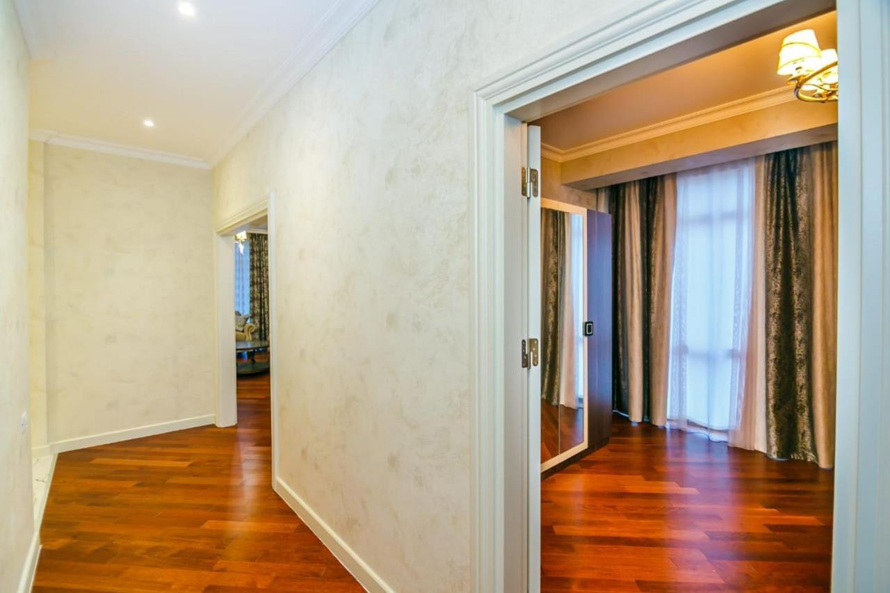 Lux Family Apartment In City Center บากู ภายนอก รูปภาพ