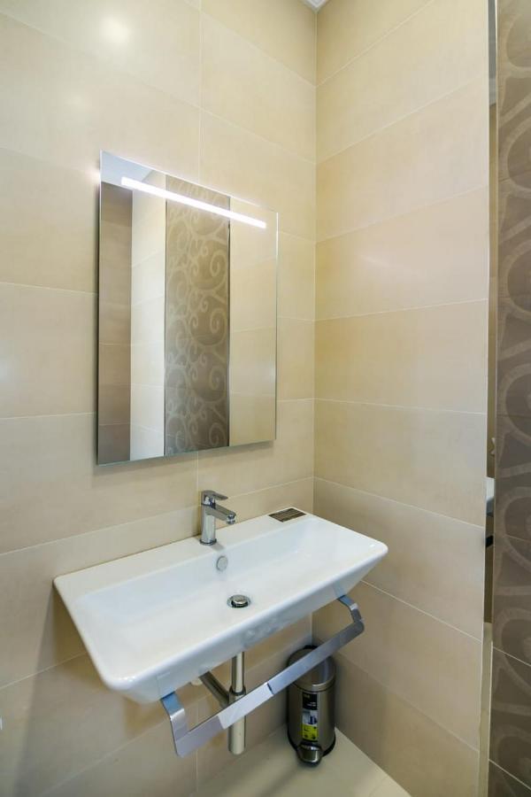 Lux Family Apartment In City Center บากู ภายนอก รูปภาพ