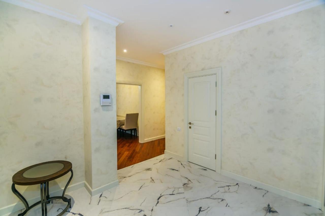 Lux Family Apartment In City Center บากู ภายนอก รูปภาพ