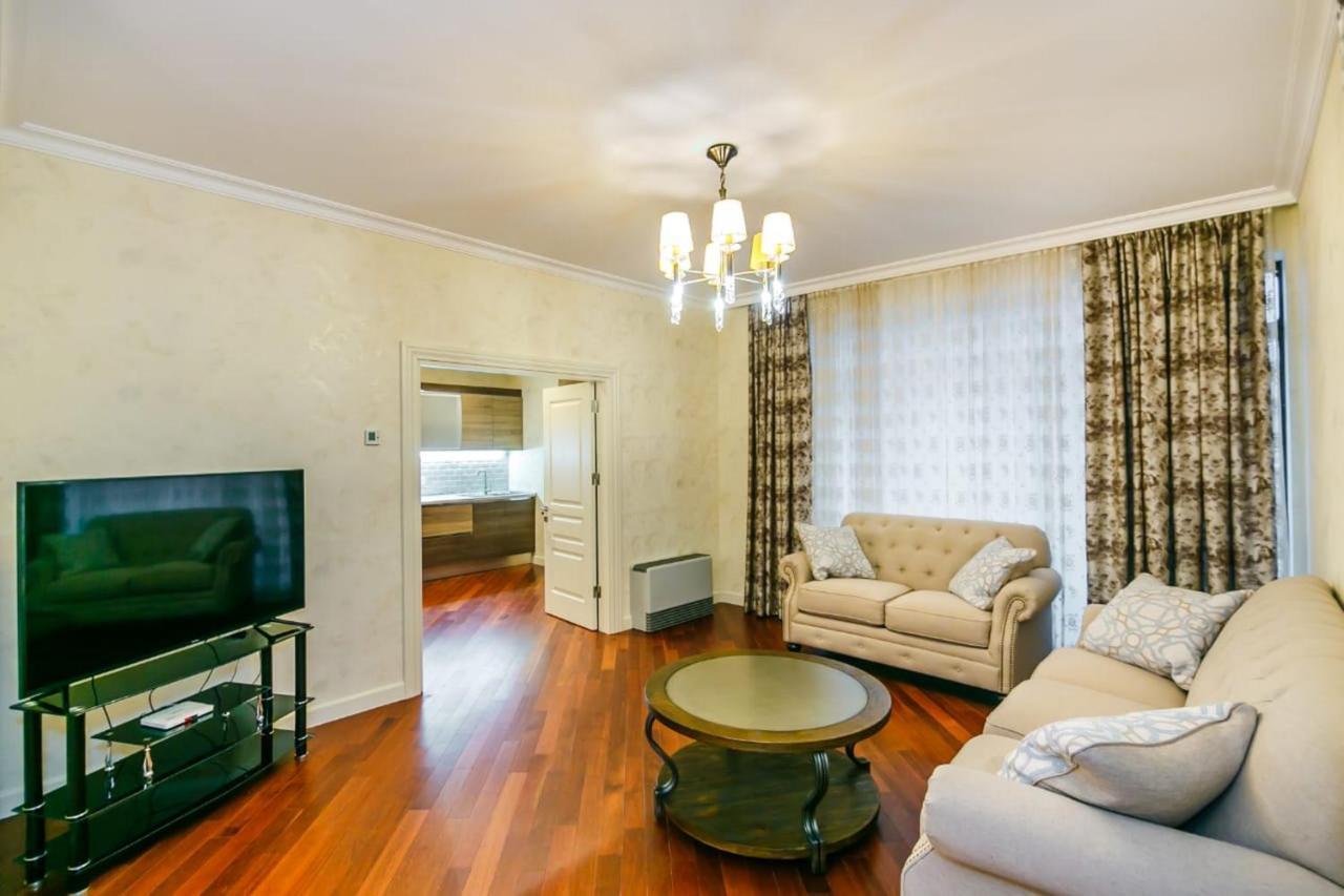 Lux Family Apartment In City Center บากู ภายนอก รูปภาพ